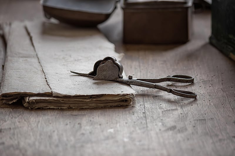 Antique Crafts